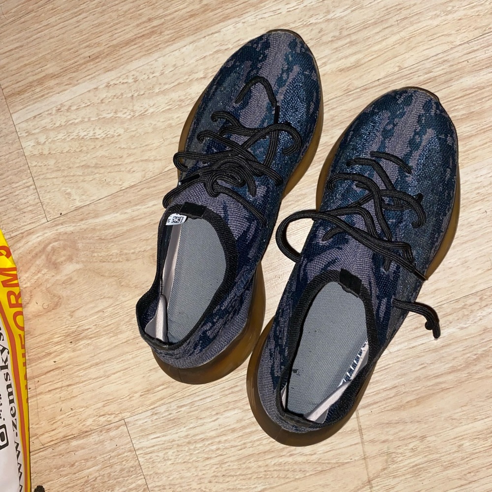 YEEZY 380 COVELITE